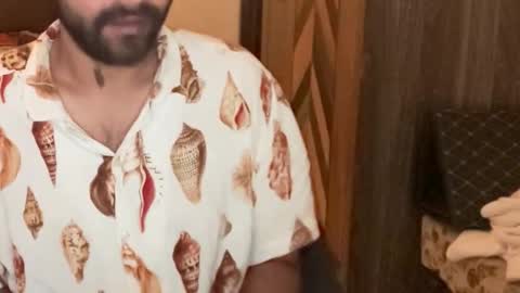 Snapshot of itsmylife021 chatting on November 20, 2:23 am Raje online show from November 20, 2:23 am