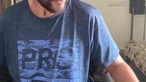 Snapshot of itsmylife021 chatting on November 29, 5:43 am Raje online show from November 29, 5:43 am