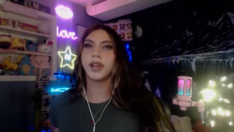 Snapshot of itsnickibabyy chatting on January 14, 11:16 pm Nicki Foxx online show from January 14, 11:16 pm