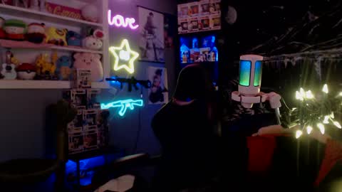 Snapshot of itsnickibabyy chatting on January 22, 1:10 am Nicki Foxx online show from January 22, 1:10 am