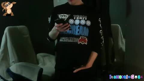 Snapshot of itsnotting834 chatting on February 14, 8:15 pm    online show from February 14, 8:15 pm