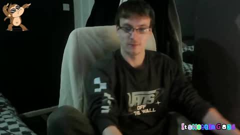 Snapshot of itsnotting834 chatting on February 21, 12:27 am    online show from February 21, 12:27 am