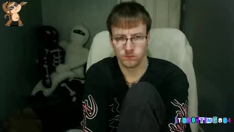 Snapshot of itsnotting834 chatting on October 8, 9:34 pm    online show from October 8, 9:34 pm