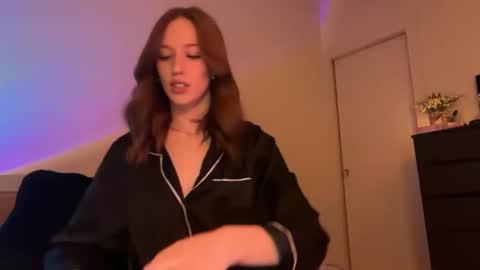 Shea  online show from December 21, 2:08 am