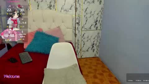 Itsuki N online show from November 12, 1:00 pm