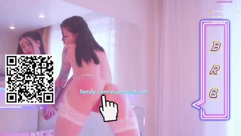 Snapshot of itsumade chatting on February 24, 4:49 am Betty online show from February 24, 4:49 am