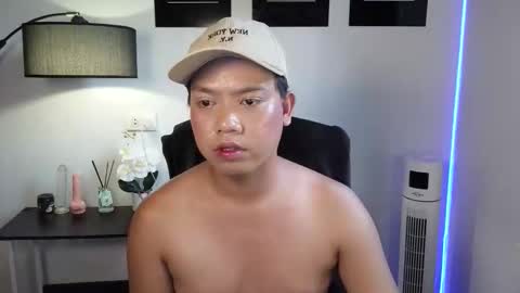 jay jay online show from April 5, 9:39 am