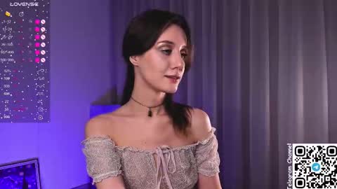 Snapshot of ittybittytittykira chatting on November 24, 11:32 am Kira online show from November 24, 11:32 am