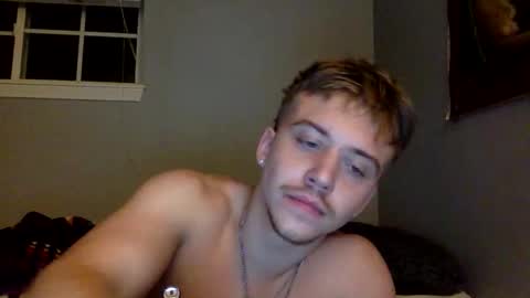 Snapshot of itxlowhoe479 chatting on November 1, 4:47 am itxlowhoe479 online show from November 1, 4:47 am