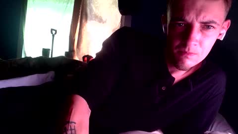 itzd123 online show from March 14, 8:25 pm