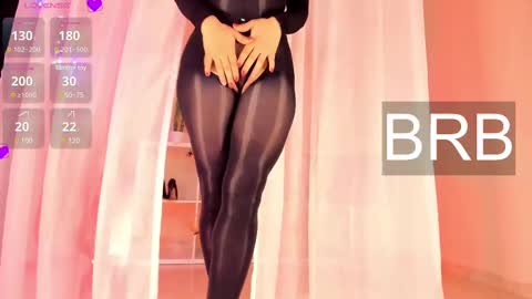 Snapshot of itzel__ chatting on March 7, 4:11 pm Call me Itzel online show from March 7, 4:11 pm