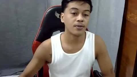 Snapshot of itzme_jhonfred chatting on April 26, 2:04 pm Jhonfred online show from April 26, 2:04 pm