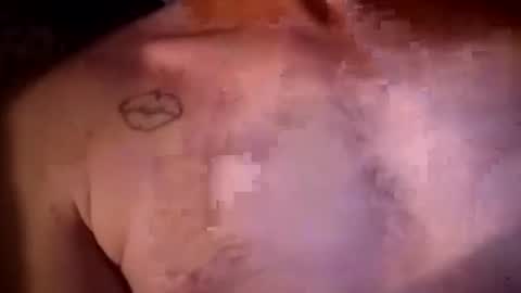 Itzmeebabyy online show from February 8, 9:35 am