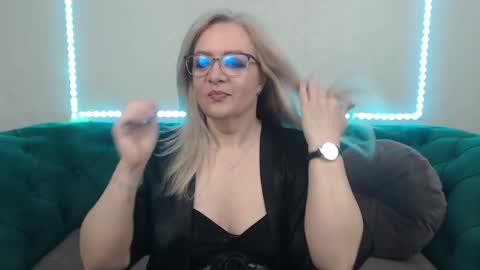 ivanacharm online show from April 21, 3:46 am