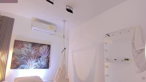 Snapshot of ivania_lua chatting on April 24, 11:34 am ivania_lua online show from April 24, 11:34 am