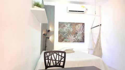 Snapshot of ivania_lua chatting on May 12, 11:07 am ivania_lua online show from May 12, 11:07 am