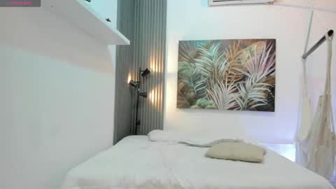 Snapshot of ivania_lua chatting on May 14, 11:17 am ivania_lua online show from May 14, 11:17 am