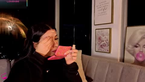 Ivanna West online show from December 18, 10:10 am