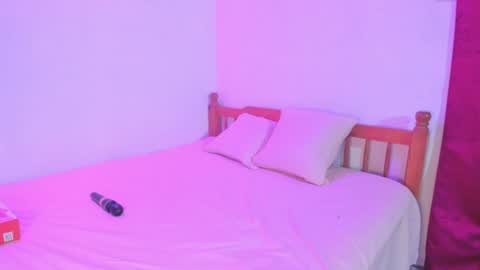 ivannaa18 online show from July 19, 2:48 am