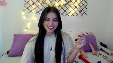 Snapshot of ivannabruner chatting on September 18, 7:49 pm Ivanna online show from September 18, 7:49 pm