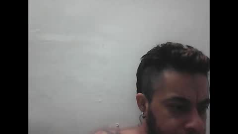 Snapshot of ivanov05 chatting on May 26, 1:12 am Ivanov05 online show from May 26, 1:12 am