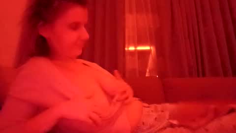 Snapshot of iveto69 chatting on October 30, 12:23 am Iveta online show from October 30, 12:23 am