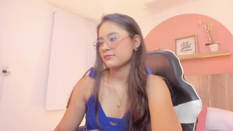 I V E T T E online show from May 30, 9:34 pm