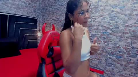 Ivis  online show from February 13, 11:17 am