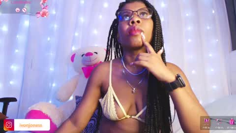  Ivon  Miss Jones  online show from March 8, 8:11 am