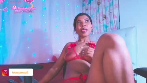  Ivon  Miss Jones  online show from November 12, 2:34 am