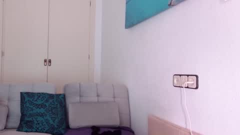 Ivonne online show from January 28, 9:30 am