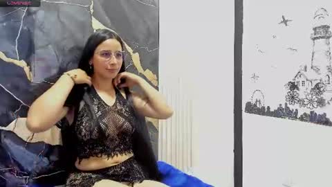 Snapshot of ivonnee27 chatting on August 1, 9:08 am Ivonne online show from August 1, 9:08 am