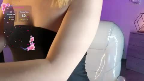 Ivonny online show from April 11, 8:02 pm