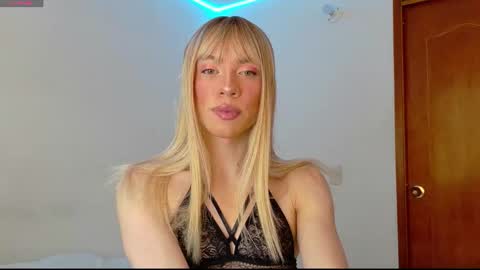 Ivonny online show from December 18, 8:26 pm