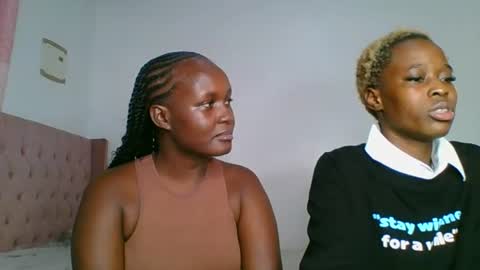 Snapshot of ivory_mae chatting on July 27, 7:21 pm ivory_mae online show from July 27, 7:21 pm