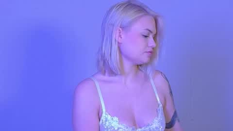 Snapshot of ivory_soule chatting on January 13, 5:29 pm ivory_soule online show from January 13, 5:29 pm