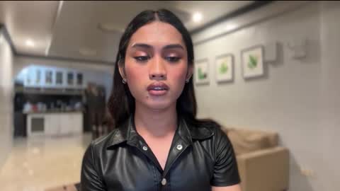 Snapshot of ivorycollins chatting on October 8, 6:16 pm kirstenelsie online show from October 8, 6:16 pm