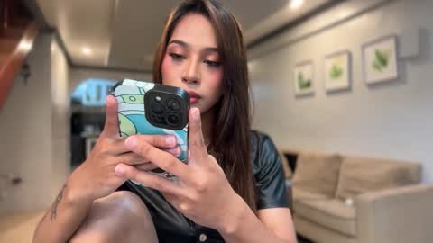 Snapshot of ivorycollins chatting on October 14, 1:50 am kirstenelsie online show from October 14, 1:50 am