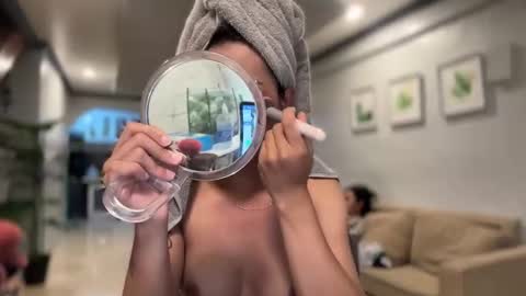 Snapshot of ivorycollins chatting on October 15, 12:44 am kirstenelsie online show from October 15, 12:44 am