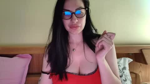 Snapshot of ivoryorchid chatting on February 25, 4:10 pm Ivory online show from February 25, 4:10 pm