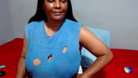 IVORYTITS48 online show from January 22, 4:12 pm