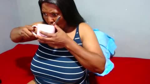 IVORYTITS48 online show from February 6, 6:02 pm