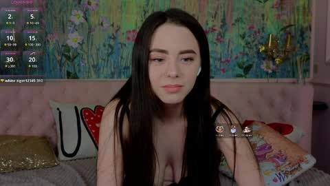 ivorywood_ online show from April 1, 5:10 pm