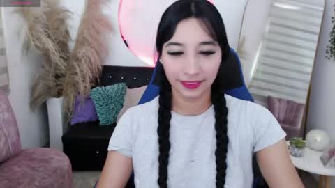 ivvoncute online show from April 17, 12:19 pm