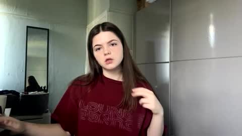 ivy2108 online show from April 21, 3:17 pm