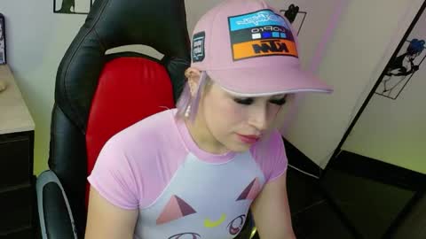 Diana Rojas  online show from April 14, 11:33 pm