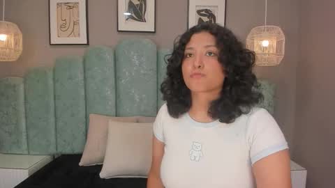 Ivy and Molly online show from September 10, 8:31 pm