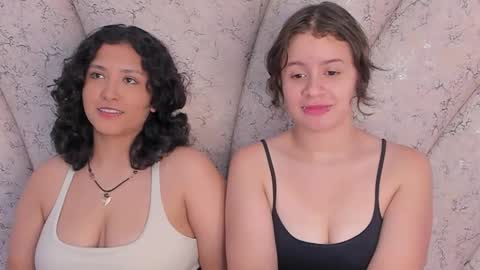 Ivy and Molly online show from September 11, 8:42 pm