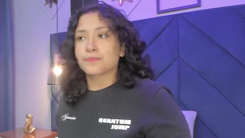 Ivy and Molly online show from September 28, 7:41 pm