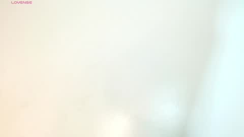 Snapshot of ivy_gail chatting on December 11, 7:09 am  IVY online show from December 11, 7:09 am